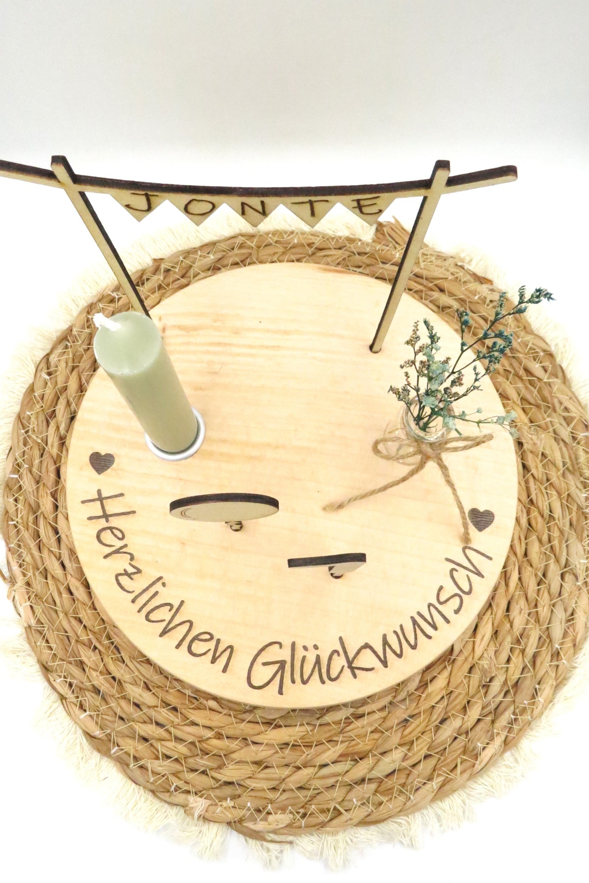 Geburtstagsteller aus Holz salbei